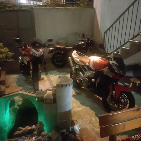 Ajla Apartamento